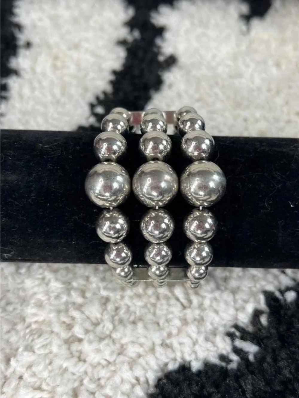 Y2K Silver beaded cuff bracelet with silver beads